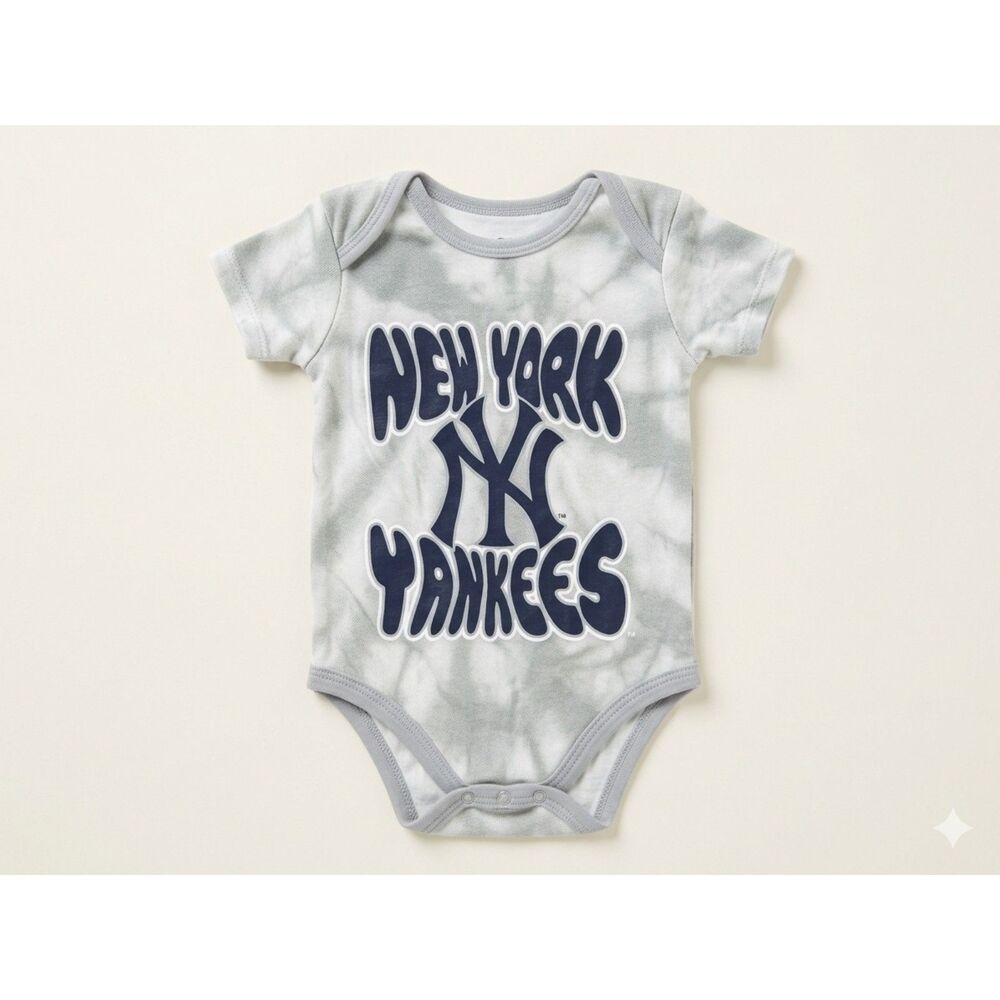 MLB New York Yankees Infant Tie Dye Bodysuit Gray Navy Blue Size 0-3M NWOT